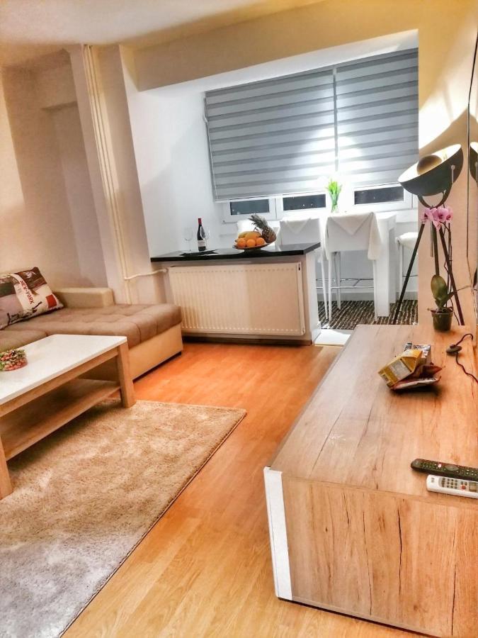 Nights & Smiles Sarajevo Apartment Exterior photo