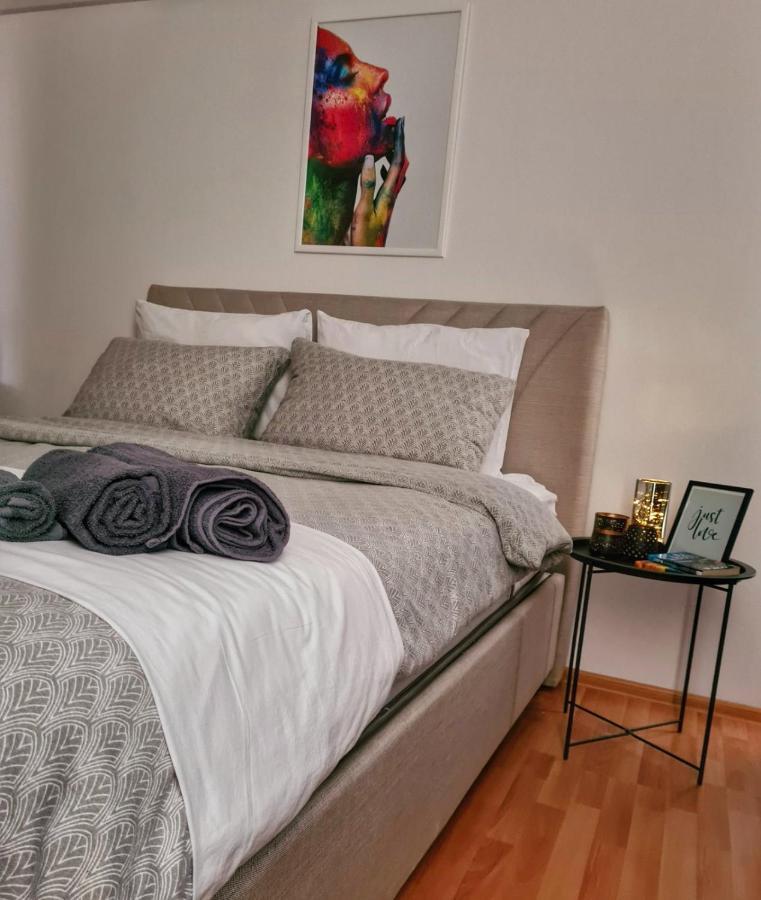 Nights & Smiles Sarajevo Apartment Exterior photo